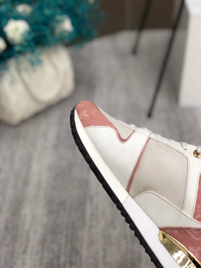 LV RUN AWAY SNEAKER
