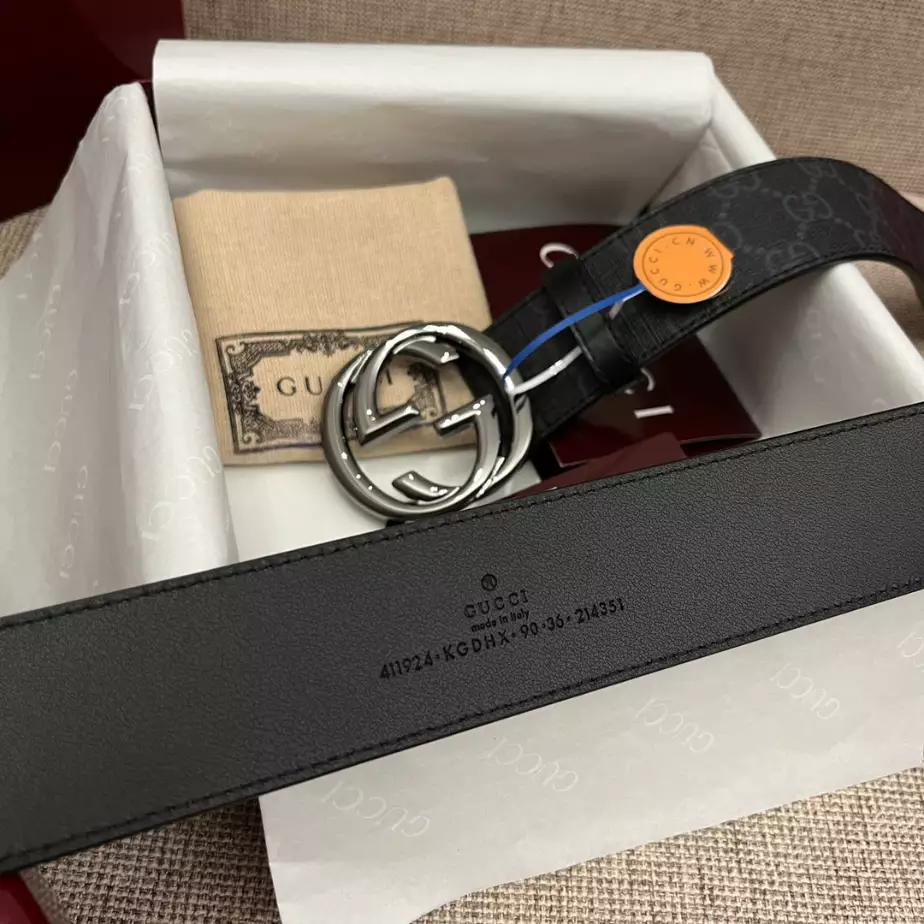 G*u*i belt with interlocking g buckle 4cm - b104