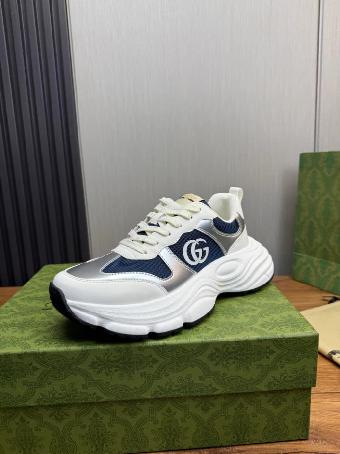 G*u*i sneaker - gc275