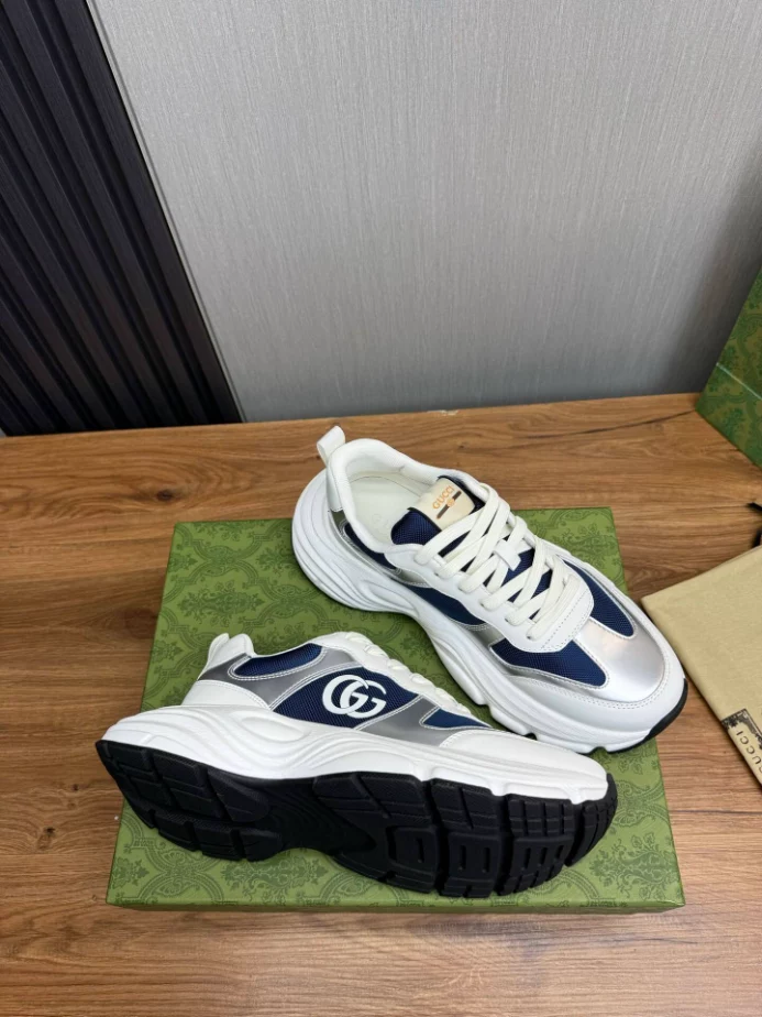 G*u*i sneaker - gc275