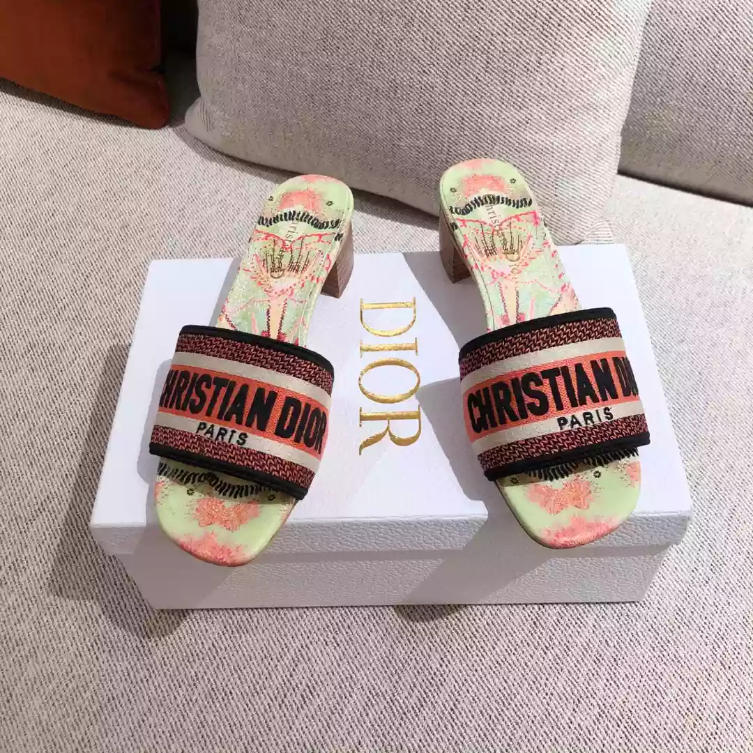 D*or slippers - sdd018