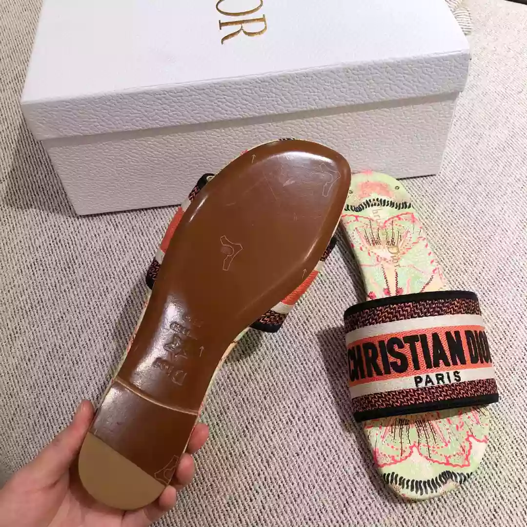 D*or slippers - sdd019