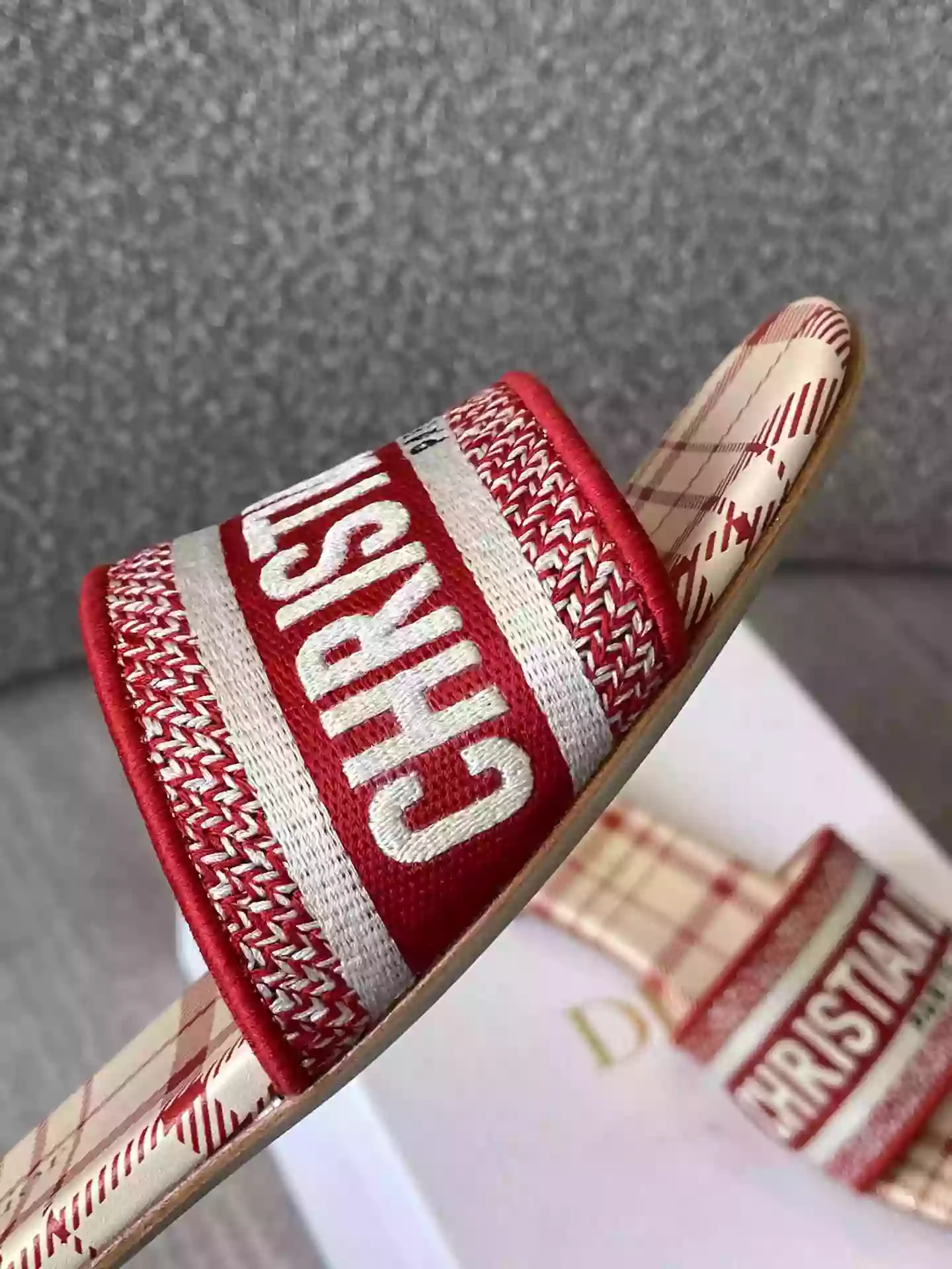 D*or slippers - sdd024