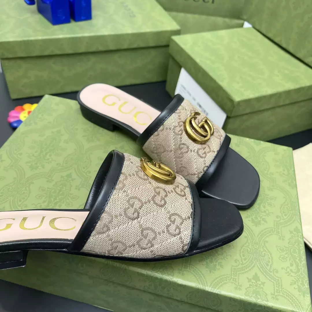 G*u*i slippers - sdg031