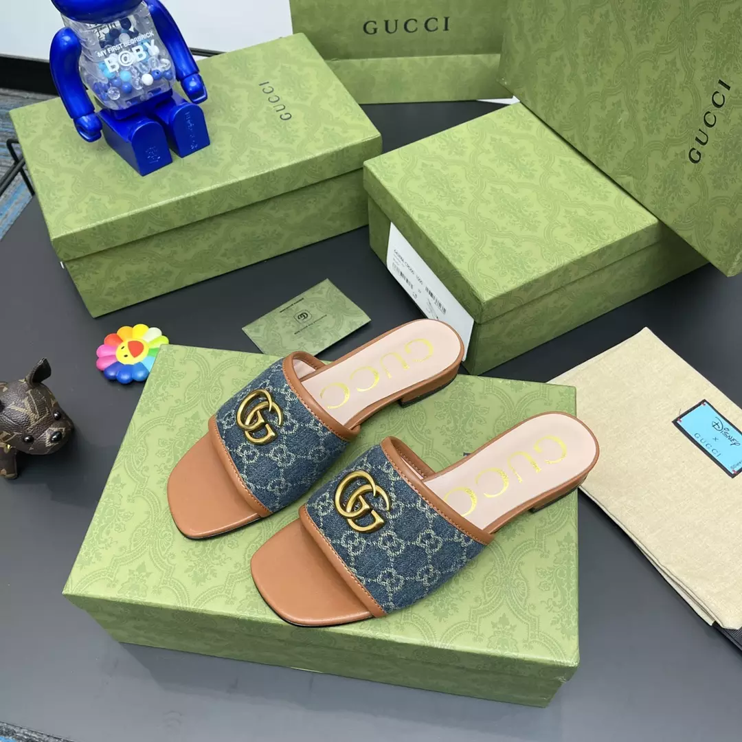 G*u*i slippers - sdg032