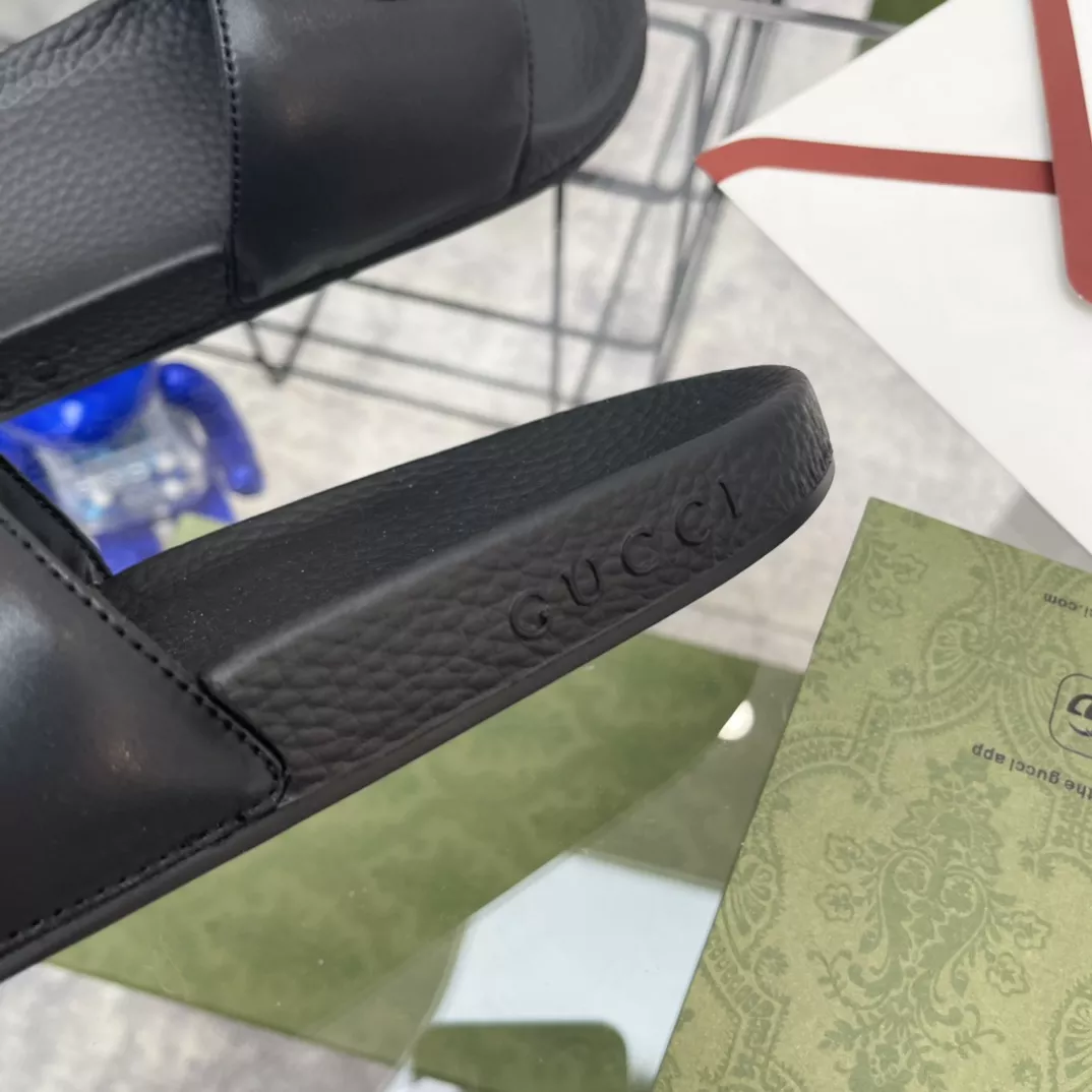 G*u*i slippers - sdg033