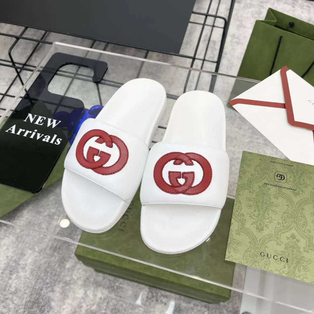 G*u*i slippers - sdg034