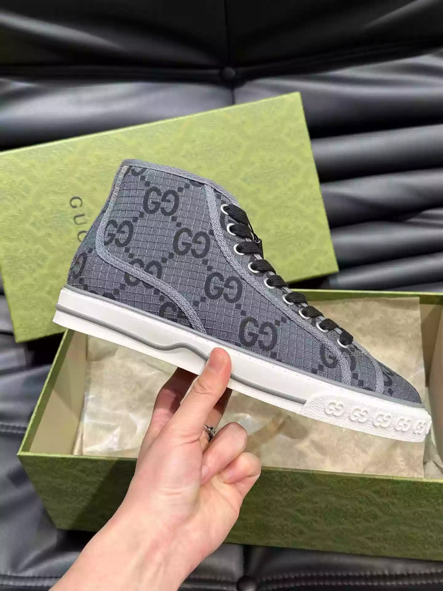 G*u*i tennis 1977 high-top shoes sneakers in black/dark gray - gc283