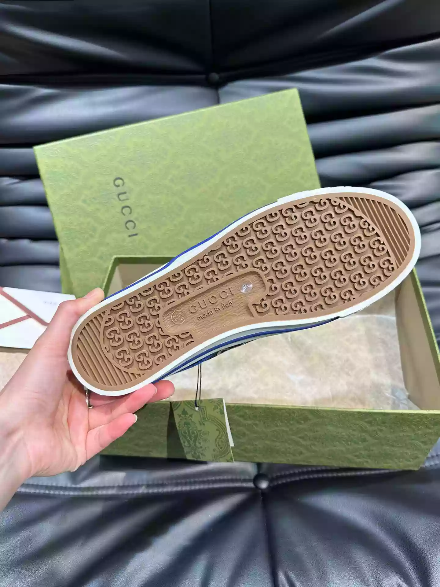 G*u*i tennis 1977 high-top shoes sneakers in black/blue - gc284