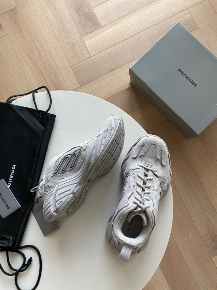 MEN'S MONDAY SHOE IN LIGHT GREY - BB281